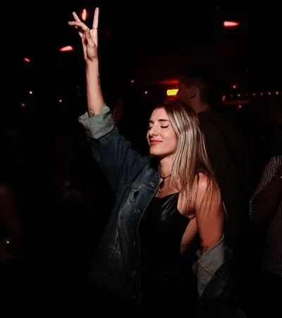Mumbai Call Girl Near Me